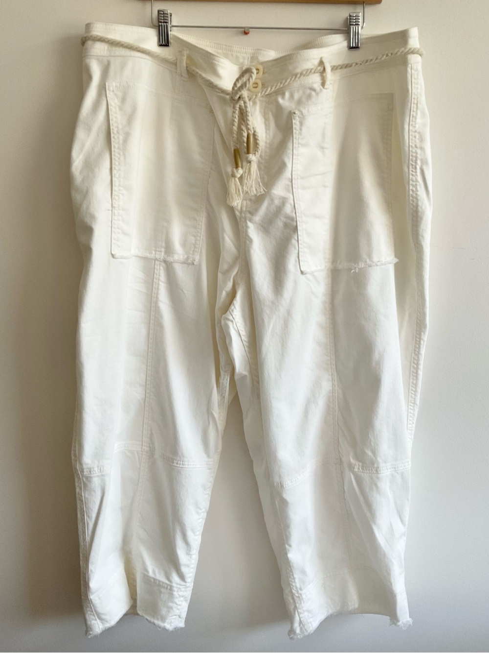 Anthropologie | White Cropped Utility Pants Rope Belt | 22W
